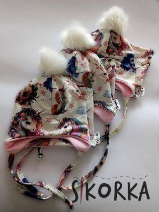 Jednorožci a úžasné teplé ušanky s bambulí a nákrčníkem ❤️ #bysikorka #handmade #handmadesiti #madebylove #usanky #cepice...