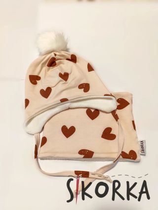 Ušanka s bambulí a nákrčníkem ❤️ #bysikorka #handmadesiti #handmade #mamatrideti #mamasije #mamapodnikatelka #srdce...