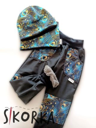 Soft gatě s beránkem a k tomu ladící čepice s nákrčníkem. ❤️ Věcičky už dělají radost jedné slečně. 🤗 #bysikorka #handmade...