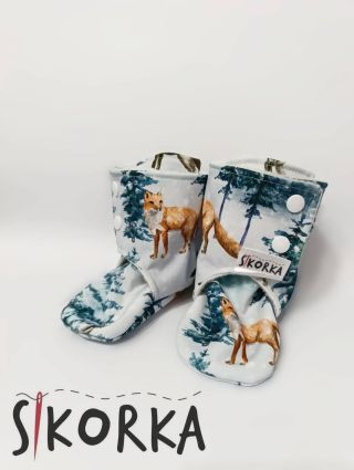 Nádherné softshellové botky se zimní tématikou. 🥰 Materiál ještě na 3kusy mám. 🤗 Co vy na ně, líbí? Dejte mi vědět dolů do...